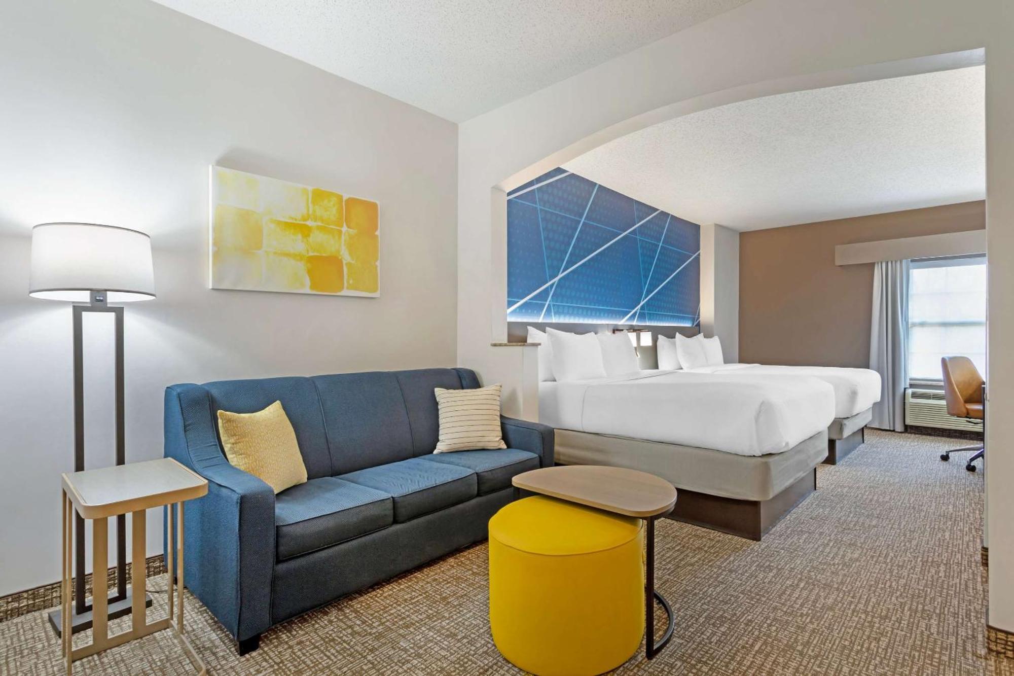 Comfort Suites East Brunswick - South River Exteriör bild