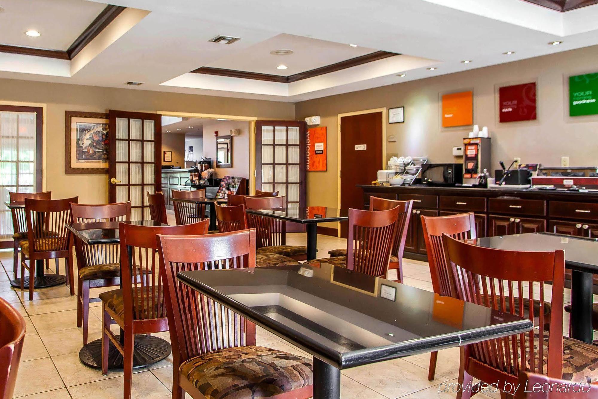 Comfort Suites East Brunswick - South River Exteriör bild